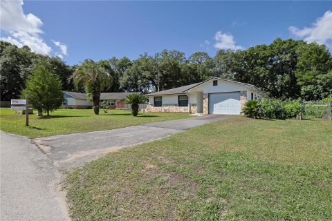 House in Ocala, Florida 3 bedrooms, 133.69 sq.m. № 1736662 - photo 7