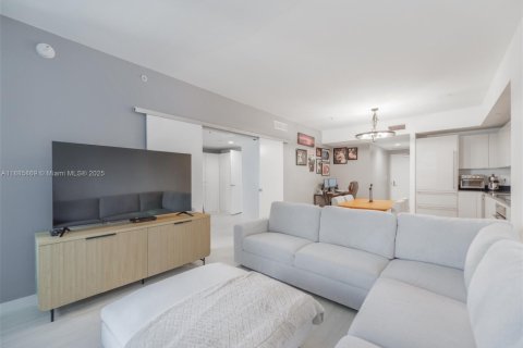 Condominio en venta en Miami, Florida, 1 dormitorio, 70.51 m2 № 1932268 - foto 8