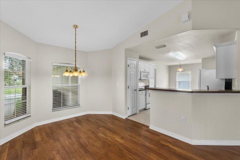House in Winter Haven, Florida 3 bedrooms, 133.13 sq.m. № 1840092 - photo 9