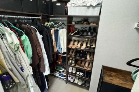 Condo in Fort Lauderdale, Florida, 2 bedrooms  № 2035903 - photo 14