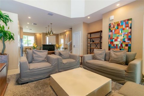 Townhouse in Kissimmee, Florida 4 bedrooms, 222.59 sq.m. № 1793007 - photo 8