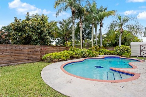 Купить виллу или дом в Майами, Флорида 3 спальни, 149.94м2, № 2049561 - фото 26