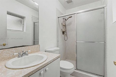 Купить виллу или дом в Майами, Флорида 3 спальни, 149.94м2, № 2049561 - фото 18