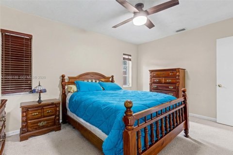 Купить виллу или дом в Майами, Флорида 3 спальни, 149.94м2, № 2049561 - фото 16