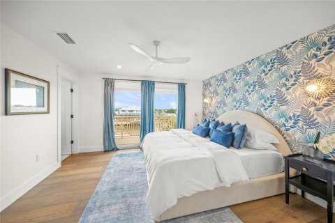 Villa ou maison à vendre à Holmes Beach, Floride: 4 chambres, 332.03 m2 № 2092107 - photo 29