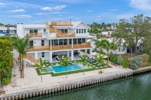 Villa ou maison à vendre à Holmes Beach, Floride: 4 chambres, 332.03 m2 № 2092107 - photo 6