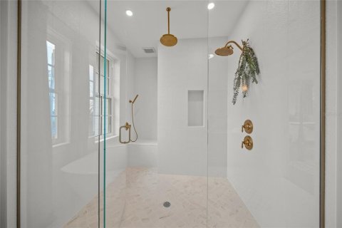 Villa ou maison à vendre à Holmes Beach, Floride: 4 chambres, 332.03 m2 № 2092107 - photo 23