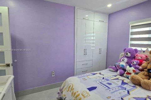 Villa ou maison à vendre à Miami Gardens, Floride: 4 chambres, 131.92 m2 № 1970553 - photo 11