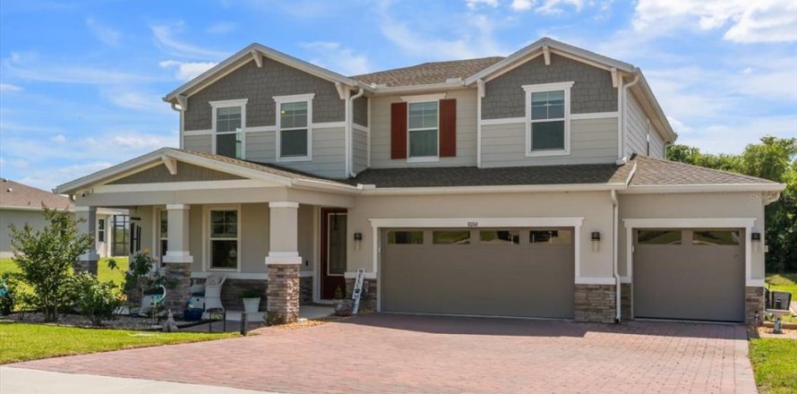 Villa ou maison à Clermont, Floride 3 chambres, 287.72 m2 № 2221433