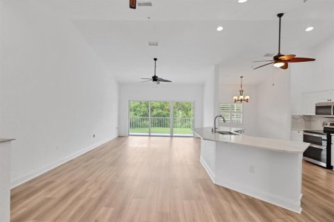 Copropriété à louer à Bradenton, Floride: 3 chambres, 150.22 m2 № 2106689 - photo 6