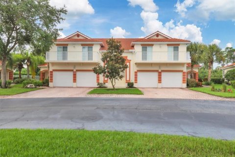 Copropriété à louer à Bradenton, Floride: 3 chambres, 150.22 m2 № 2106689 - photo 2
