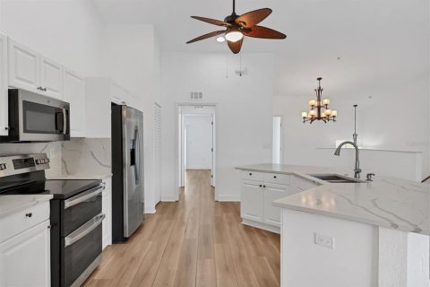 Copropriété à louer à Bradenton, Floride: 3 chambres, 150.22 m2 № 2106689 - photo 10