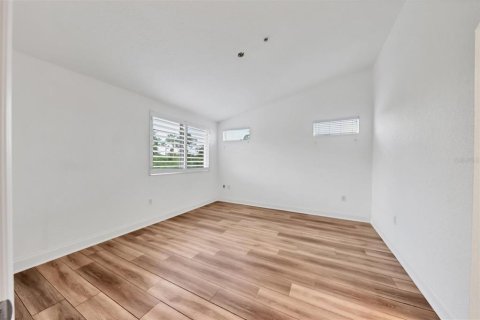 Copropriété à louer à Bradenton, Floride: 3 chambres, 150.22 m2 № 2106689 - photo 13