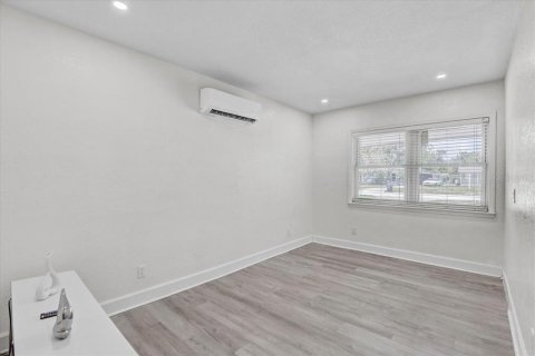 Villa ou maison à vendre à Saint Petersburg, Floride: 3 chambres, 137.87 m2 № 1783297 - photo 28