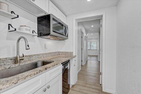 Villa ou maison à vendre à Saint Petersburg, Floride: 3 chambres, 137.87 m2 № 1783297 - photo 26