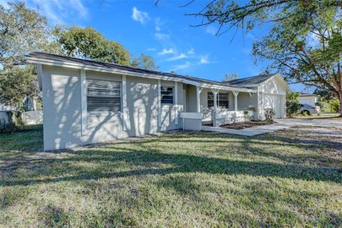 House in Sanford, Florida 3 bedrooms, 167.5 sq.m. № 1716507 - photo 28