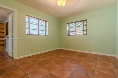 Casa en venta en Plantation, Florida, 4 dormitorios, 286.51 m2 № 1948823 - foto 28