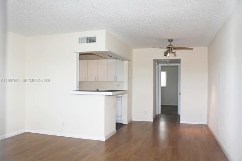 Condo in Fort Lauderdale, Florida, 1 bedroom  № 2066075 - photo 20