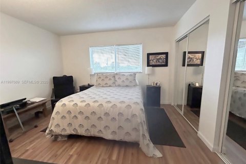 Condo in Fort Lauderdale, Florida, 1 bedroom  № 2066075 - photo 8