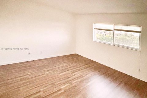 Condo in Fort Lauderdale, Florida, 1 bedroom  № 2066075 - photo 10