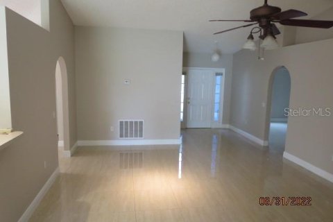 Casa en alquiler en Apopka, Florida, 3 dormitorios, 150.87 m2 № 1913955 - foto 2