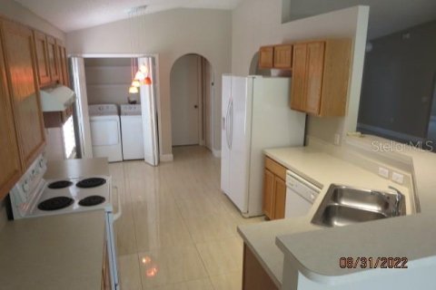 Casa en alquiler en Apopka, Florida, 3 dormitorios, 150.87 m2 № 1913955 - foto 7