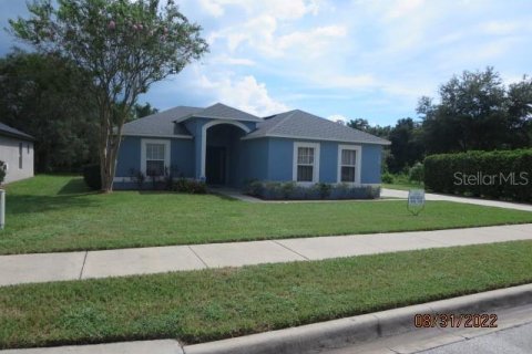 Casa en alquiler en Apopka, Florida, 3 dormitorios, 150.87 m2 № 1913955 - foto 1