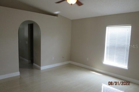 Casa en alquiler en Apopka, Florida, 3 dormitorios, 150.87 m2 № 1913955 - foto 11
