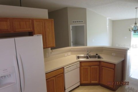 Casa en alquiler en Apopka, Florida, 3 dormitorios, 150.87 m2 № 1913955 - foto 9