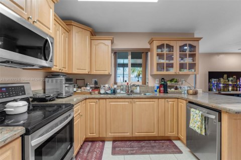 Casa en venta en Homestead, Florida, 3 dormitorios, 135.17 m2 № 2016896 - foto 11