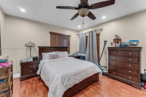 Casa en venta en Homestead, Florida, 3 dormitorios, 135.17 m2 № 2016896 - foto 14