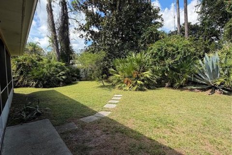 House in Palm Coast, Florida 3 bedrooms, 166.02 sq.m. № 2394230 - photo 3