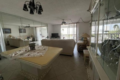 Copropriété à louer à Hallandale Beach, Floride: 2 chambres, 101.45 m2 № 2085791 - photo 3