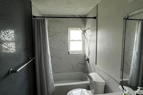 Copropriété à louer à Hallandale Beach, Floride: 2 chambres, 101.45 m2 № 2085791 - photo 27