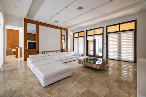 Купить виллу или дом в Паркленд, Флорида 5 спален, 291.99м2, № 1949910 - фото 2