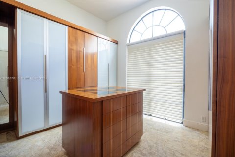 Купить виллу или дом в Паркленд, Флорида 5 спален, 291.99м2, № 1949910 - фото 22