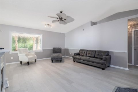 Villa ou maison à vendre à Palm Coast, Floride: 3 chambres, 160.54 m2 № 2418592 - photo 7