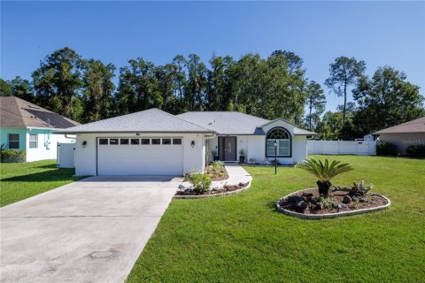 Villa ou maison à Palm Coast, Floride 3 chambres, 160.54 m2 № 2418592