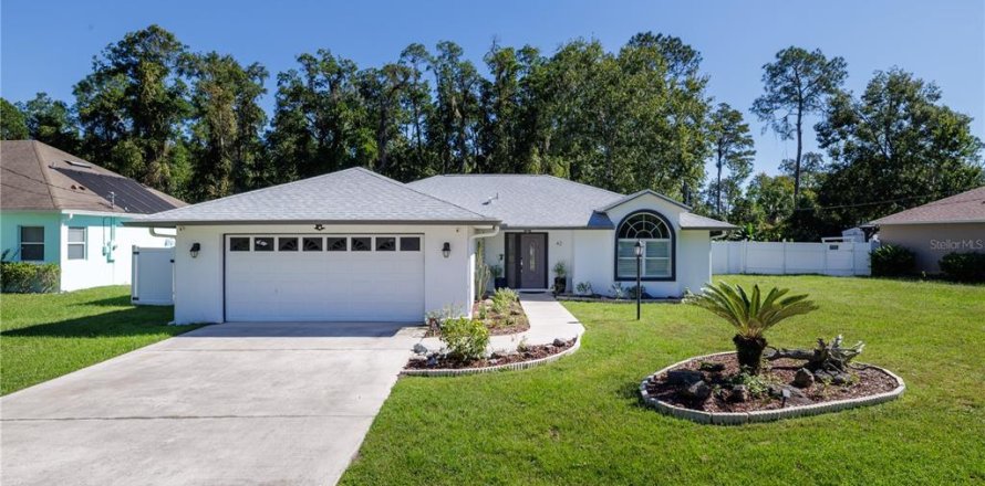 Villa ou maison à Palm Coast, Floride 3 chambres, 160.54 m2 № 2418592