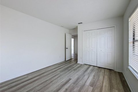 House in Clermont, Florida 4 bedrooms, 192.49 sq.m. № 2230927 - photo 27
