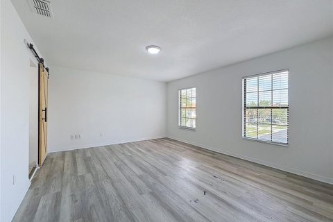 House in Clermont, Florida 4 bedrooms, 192.49 sq.m. № 2230927 - photo 22