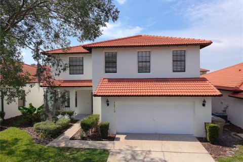 House in Clermont, Florida 4 bedrooms, 192.49 sq.m. № 2230927 - photo 9