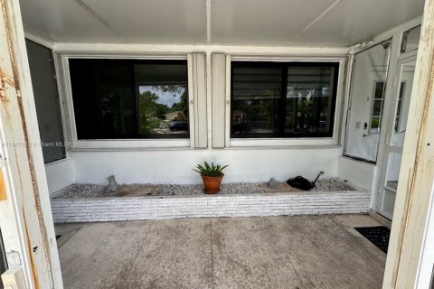 Propiedad comercial en venta en North Miami, Florida, 241.55 m2 № 1847714 - foto 29