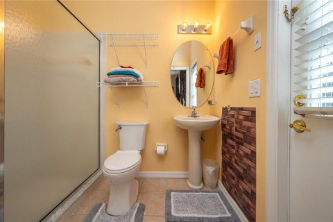 Casa en venta en Davenport, Florida, 5 dormitorios, 263.38 m2 № 2224527 - foto 18