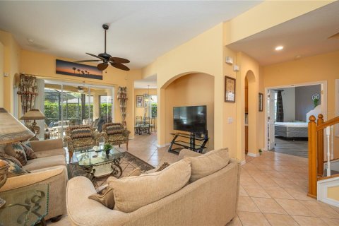 Casa en venta en Davenport, Florida, 5 dormitorios, 263.38 m2 № 2224527 - foto 6
