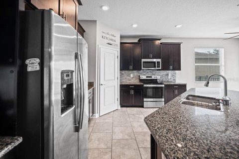 Villa ou maison à vendre à Davenport, Floride: 6 chambres, 298.03 m2 № 2308303 - photo 13