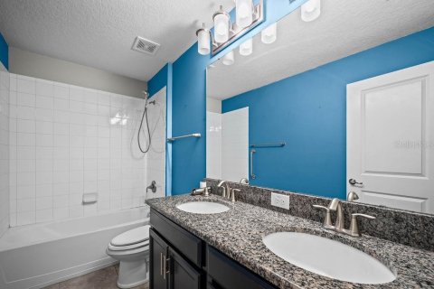 Villa ou maison à vendre à Davenport, Floride: 6 chambres, 298.03 m2 № 2308303 - photo 25