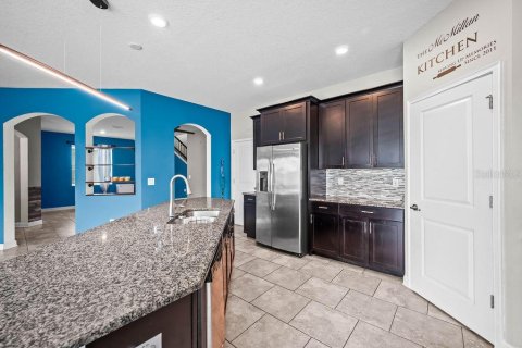 Villa ou maison à vendre à Davenport, Floride: 6 chambres, 298.03 m2 № 2308303 - photo 11