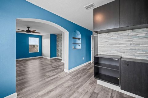 Villa ou maison à vendre à Davenport, Floride: 6 chambres, 298.03 m2 № 2308303 - photo 10