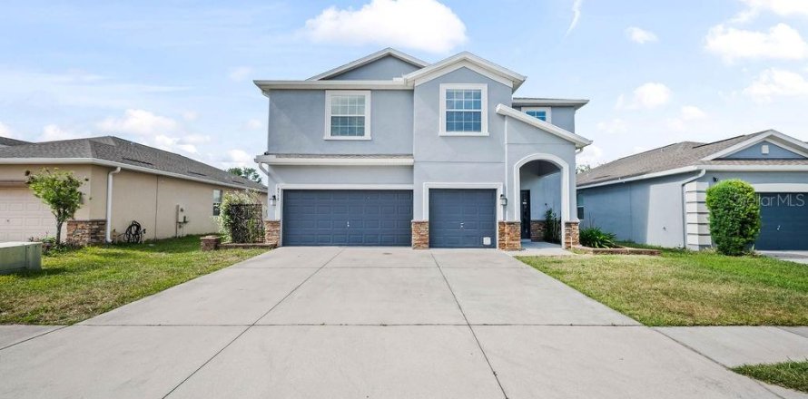 Villa ou maison à Davenport, Floride 6 chambres, 298.03 m2 № 2308303